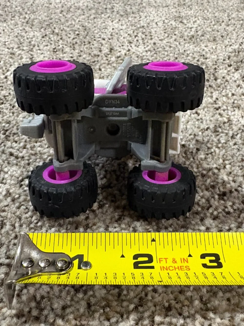 Blaze Monster Machines Elephant Starla DYN34 Rare Diecast Truck